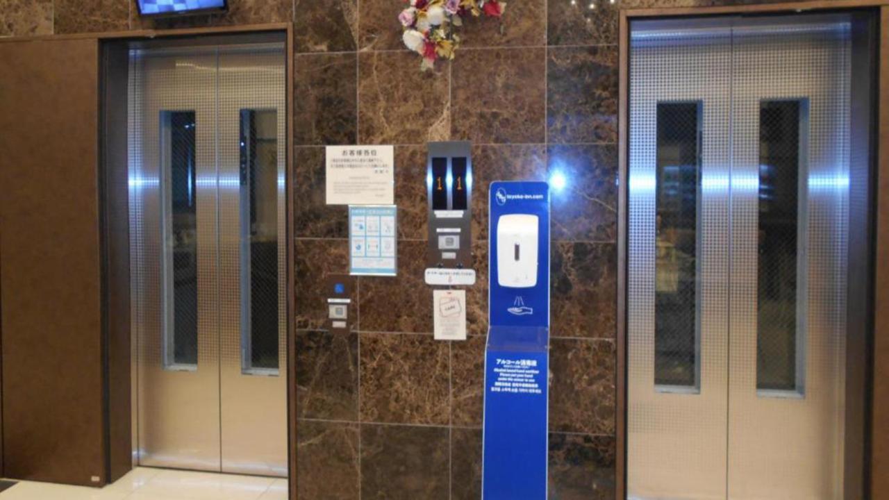 Toyoko Inn Shin-Aomori-Eki Higashi-Guchi Exterior foto