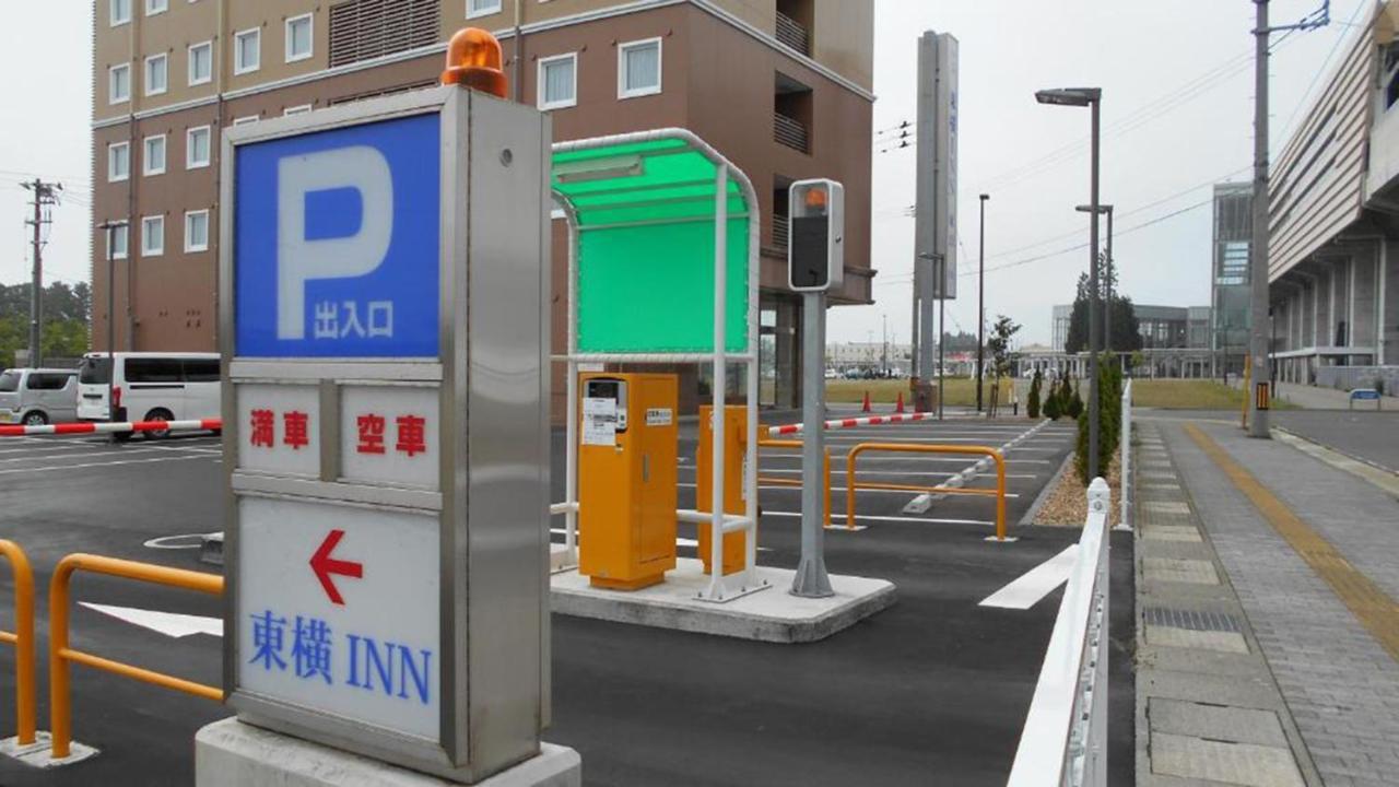 Toyoko Inn Shin-Aomori-Eki Higashi-Guchi Exterior foto
